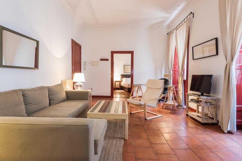 Apartamentos Madrid Centro W Kültér fotó