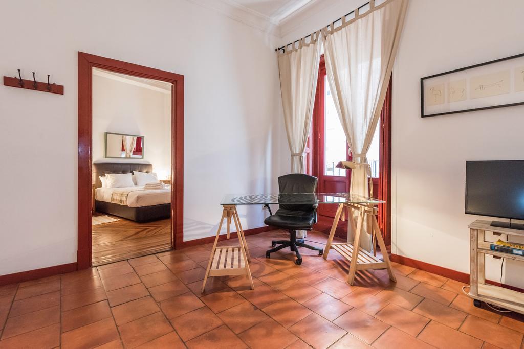 Apartamentos Madrid Centro W Kültér fotó