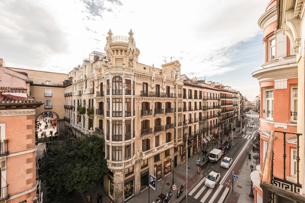 Apartamentos Madrid Centro W Kültér fotó