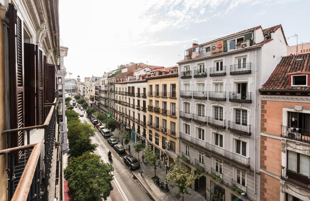 Apartamentos Madrid Centro W Kültér fotó