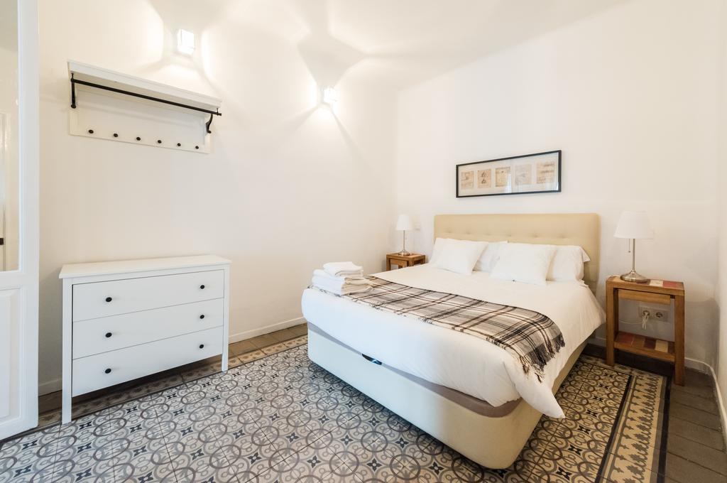 Apartamentos Madrid Centro W Kültér fotó