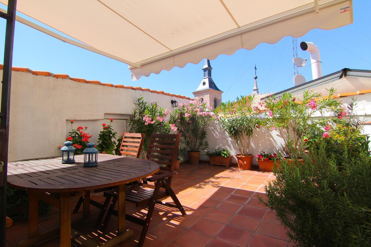 Apartamentos Madrid Centro W Kültér fotó