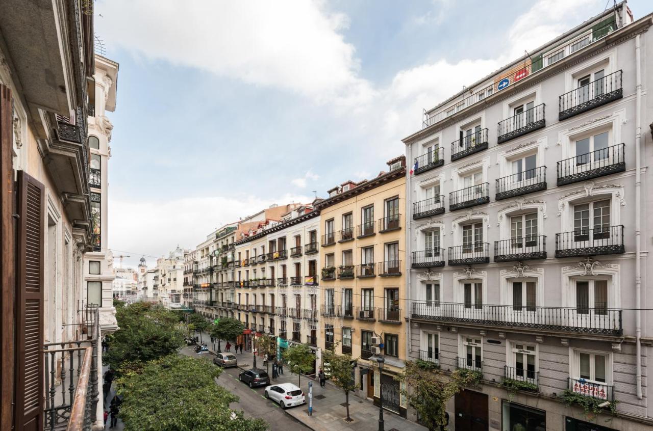 Apartamentos Madrid Centro W Kültér fotó