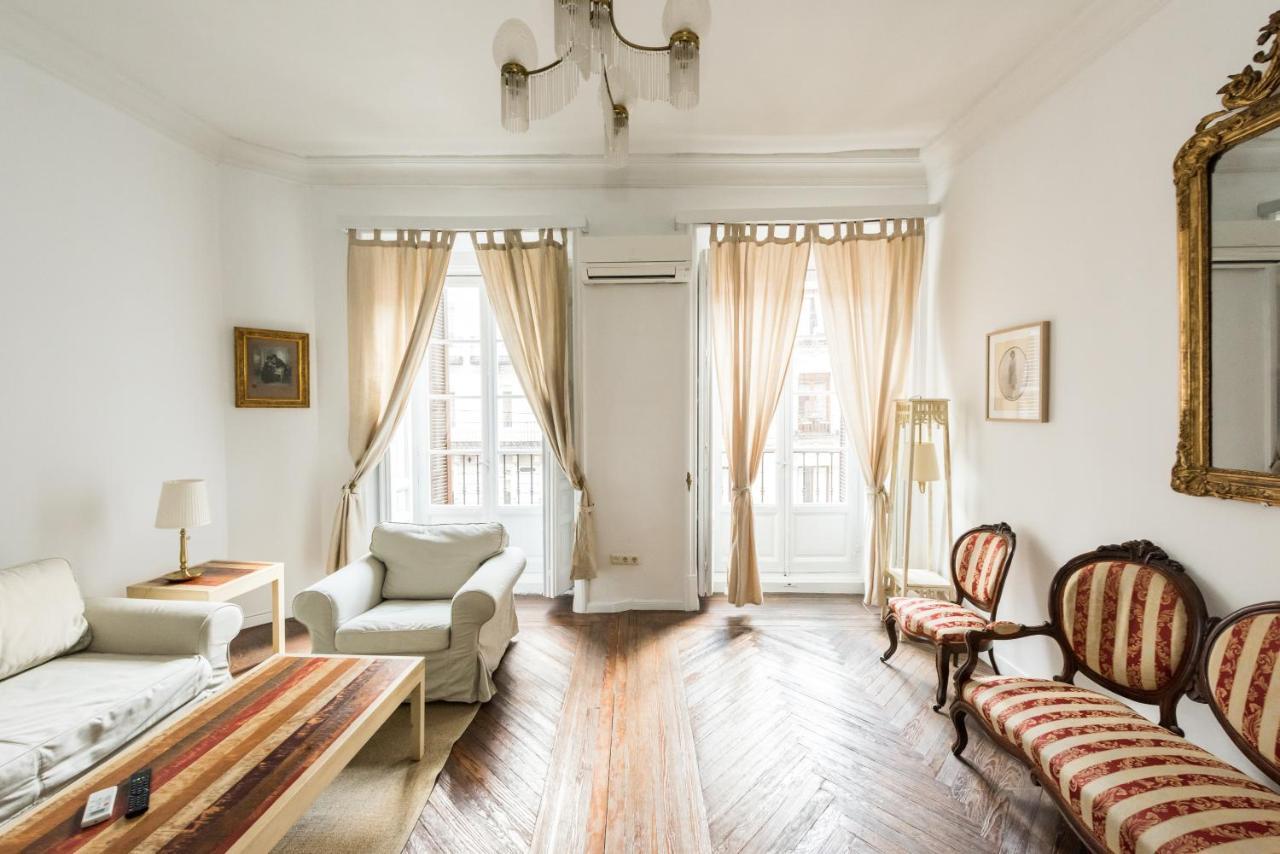 Apartamentos Madrid Centro W Kültér fotó